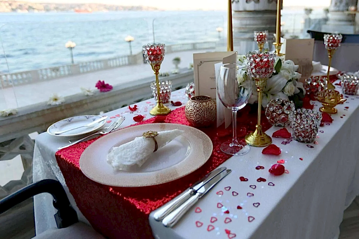 ciragan-sarayinda-romantik-evlilik-teklifi-20